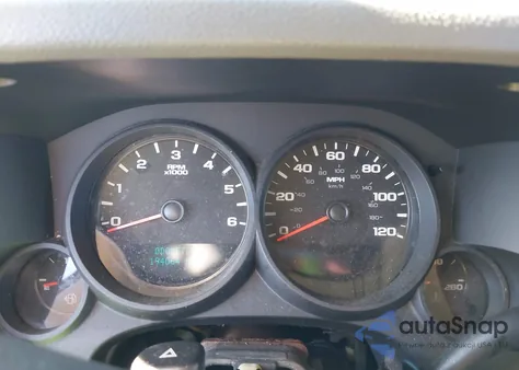 2011 Chevrolet Silverado 1500 Work Truck z USA, uszkodzony, nr VIN 1GCNKPE03BZ149499